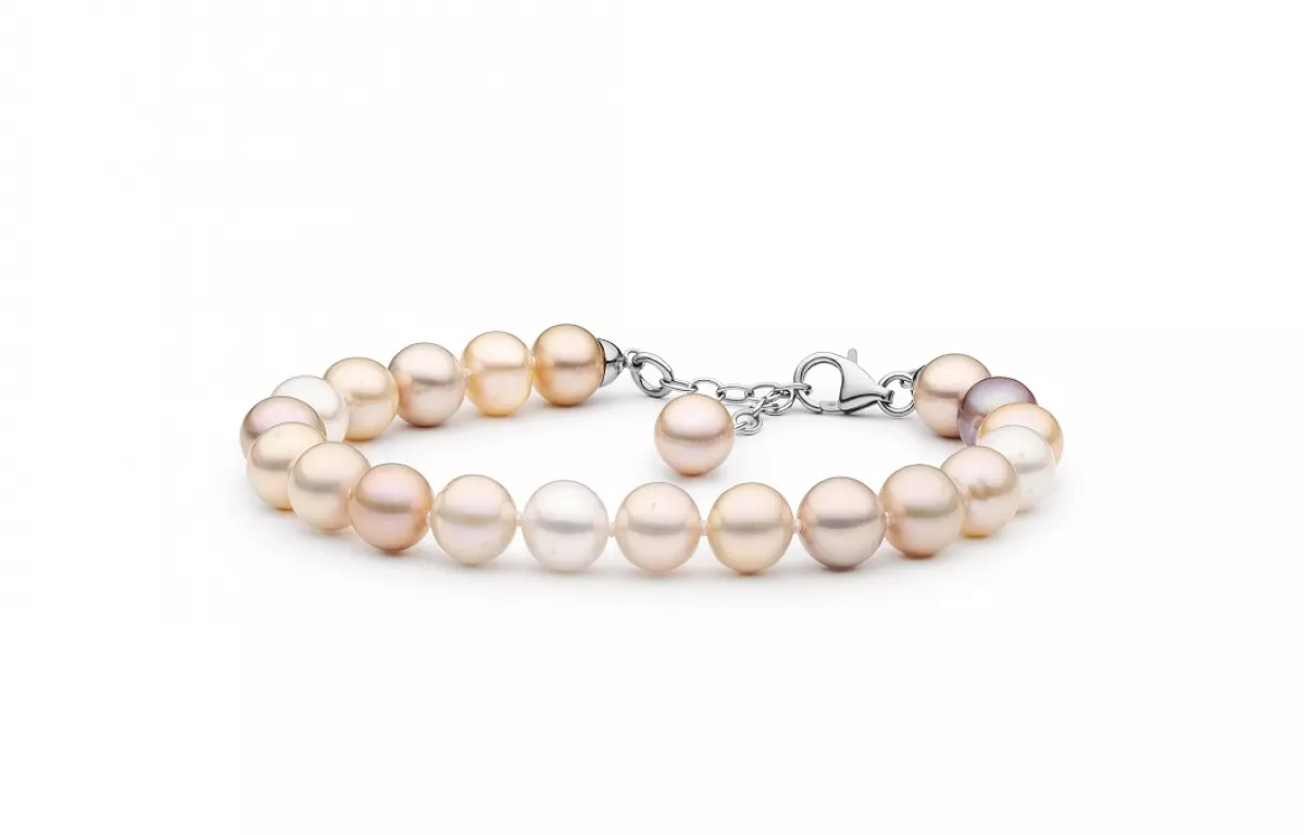 Modernes frisches Perlenarmband mehrfarbig rosa weiß Modernes frisches Perlenarmband mehrfarbig rosa weiß